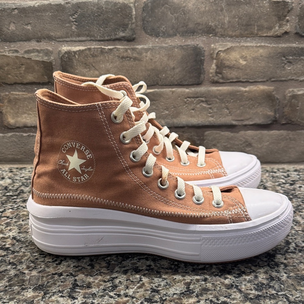 Converse Women's High-Top Sneakers - Brown and White